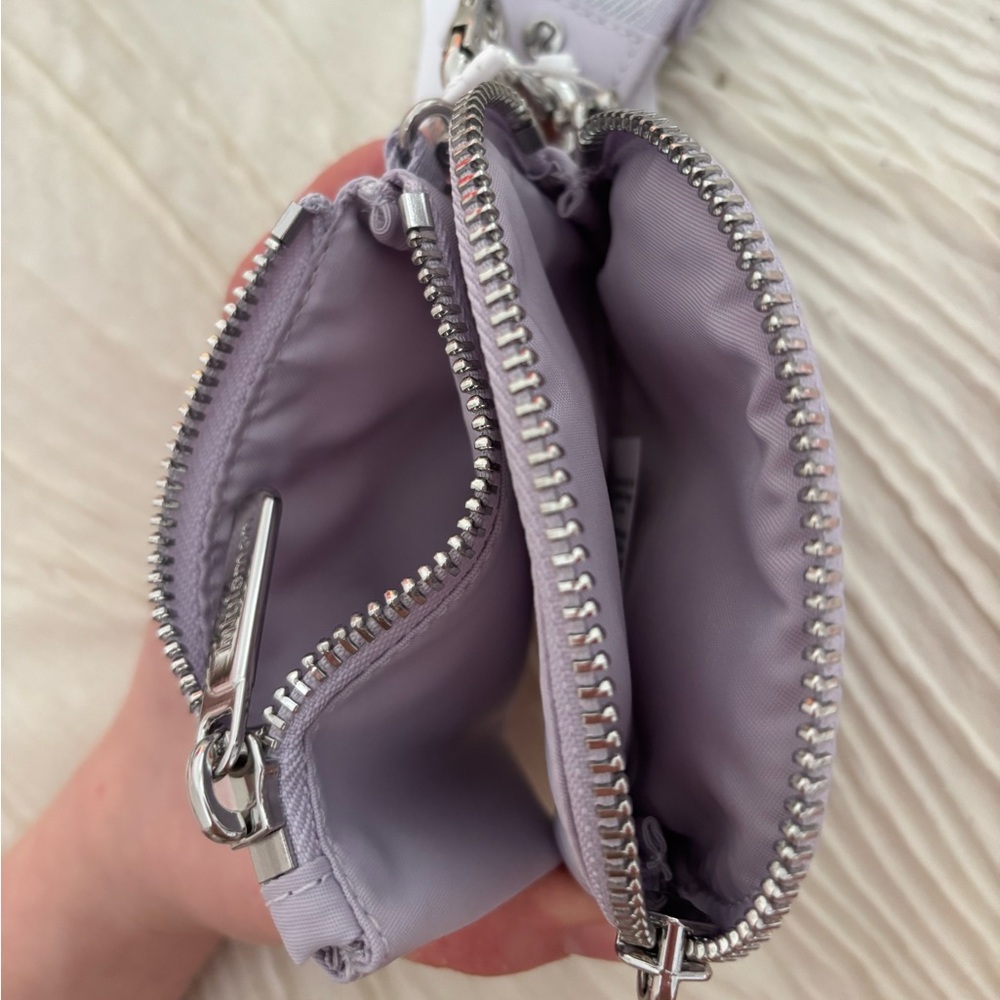 BRAND NEW WITH TAGS Lululemon Lavender Dual Pouch Wristlet - Picture 6 of 6